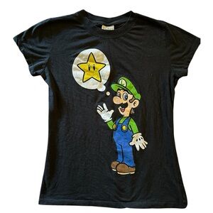 ♾️ 5/$25 juniors Mario tshirt